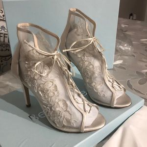 Victorian Era Inspired Ivory Lace Wedding Bootie